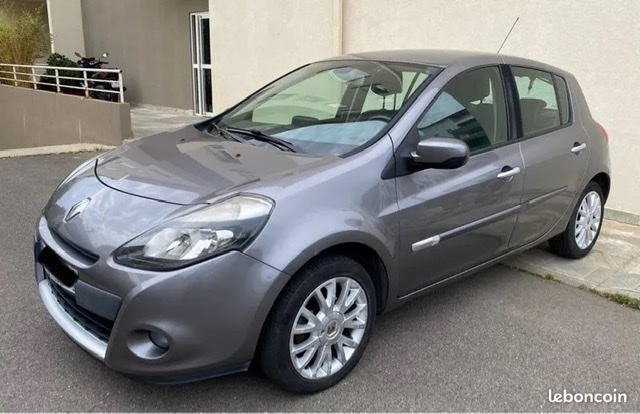 Renault Clio III dCi 90 eco2 Exception TomTom (5 CV)