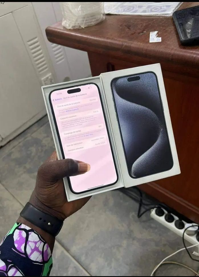 Vente de téléphone Apple scellé