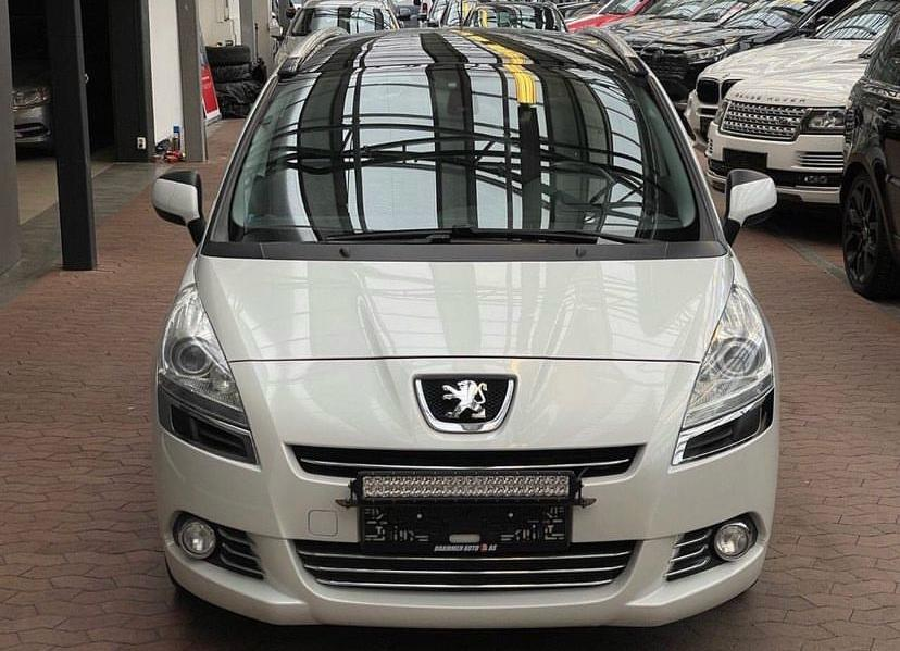 Peugeot 5008 - Miniature 5
