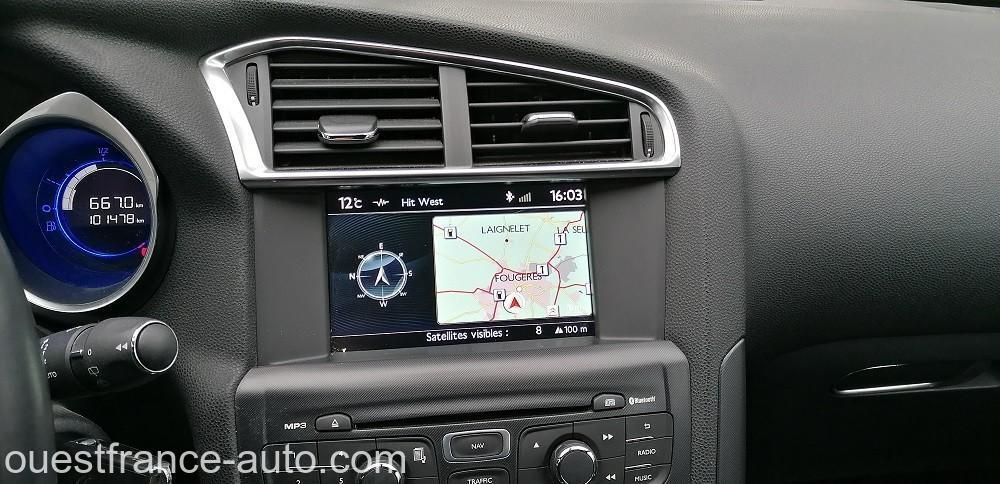 Annonce DS DS4 So Chic HDi 135 en résumé