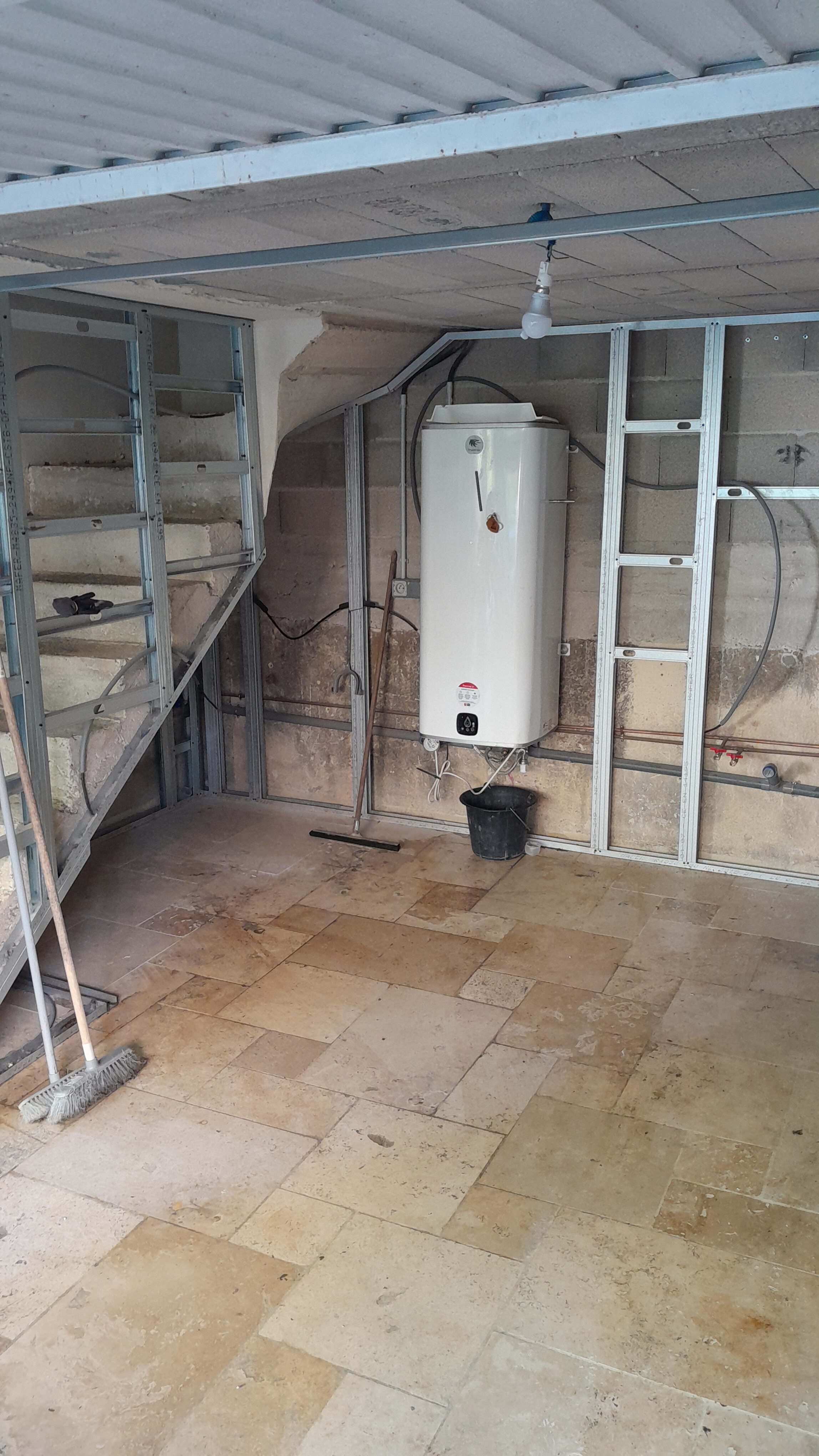 Charmante maison de 75 m² avec garage - Miniature 6