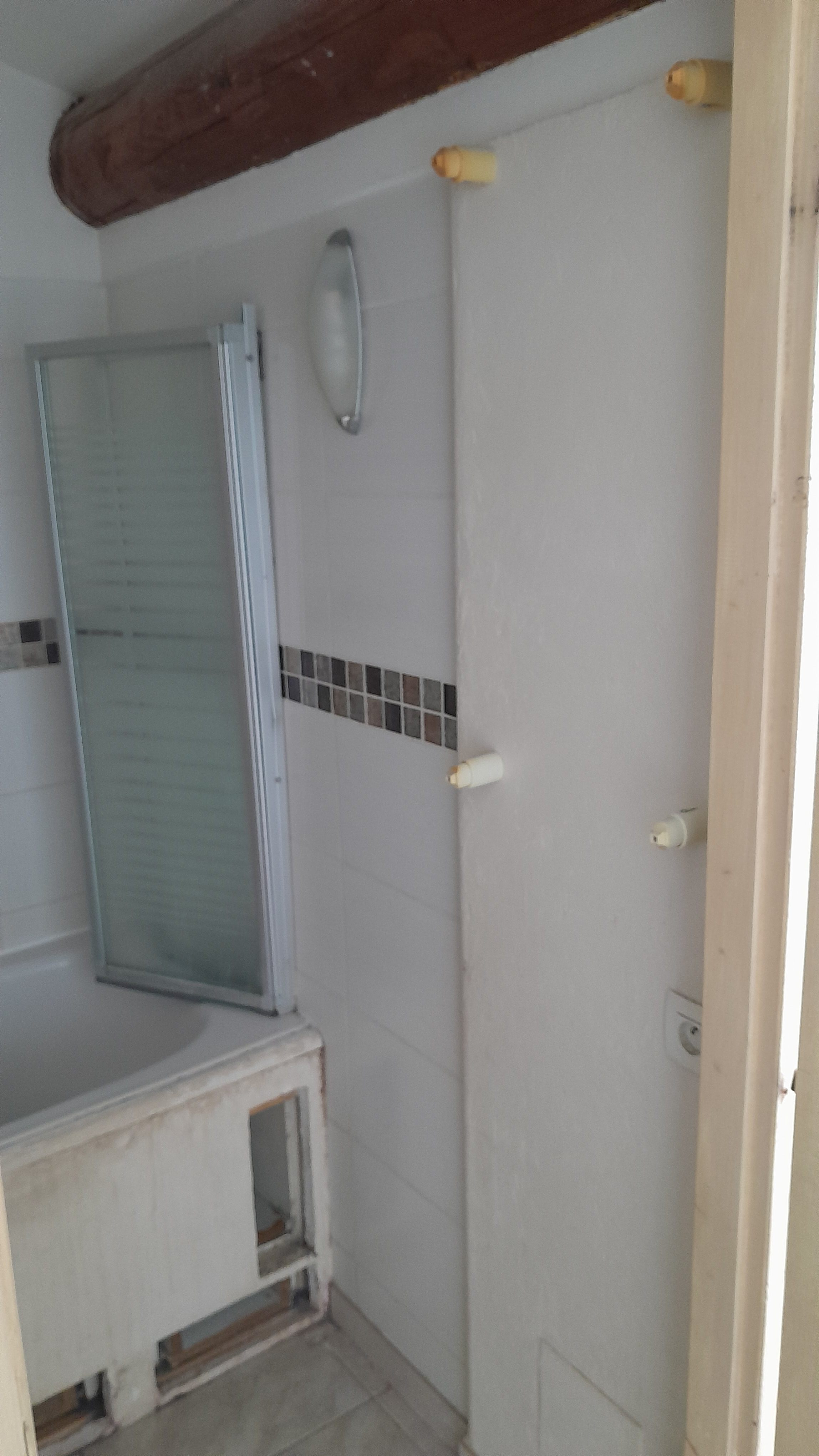 Charmante maison de 75 m² avec garage - Miniature 13