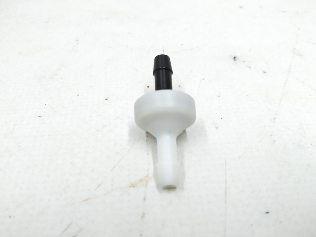 Vanne de conduite de lave-glace Tesla  1005458-00-Z