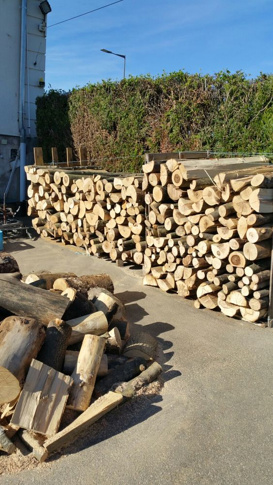 PALETTE BOIS DE CHAUFFAGE- 25 CM- 3 STÈRES - Photo 1