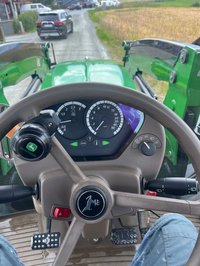 John Deere 6330 Premium TLS