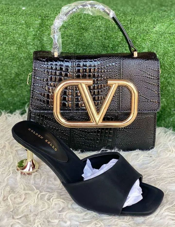 Vente des chaussures authentique