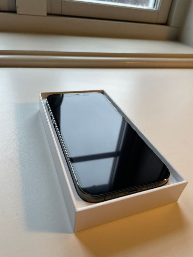 IPhone 12 pro max 512 GO très bonne état