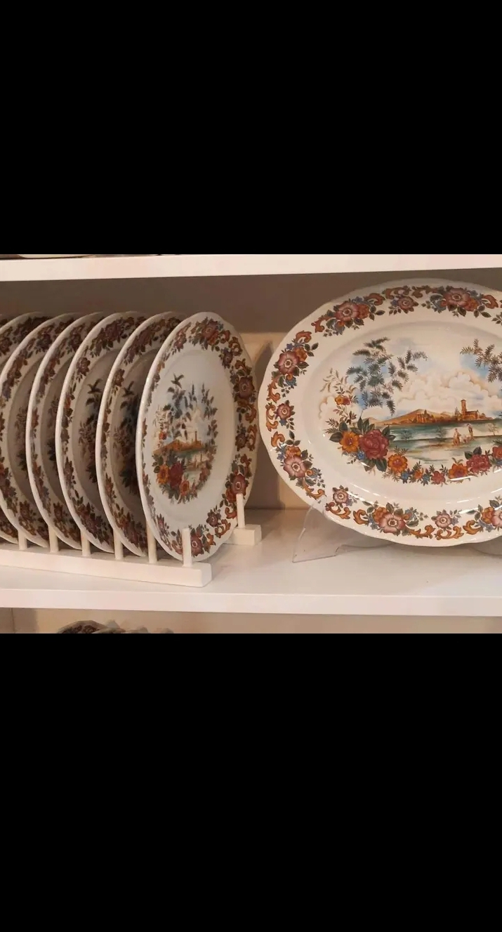 Vente des plats a mangé, café et verre à boissons - Miniature 7