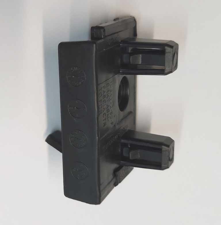 Support de garde-boue avant droit NOUVEAU analogique Tesla 3
1084172-00-F AE