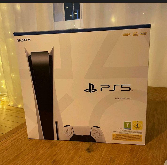 NOUVELLE console Sony PlayStation 5 PS5