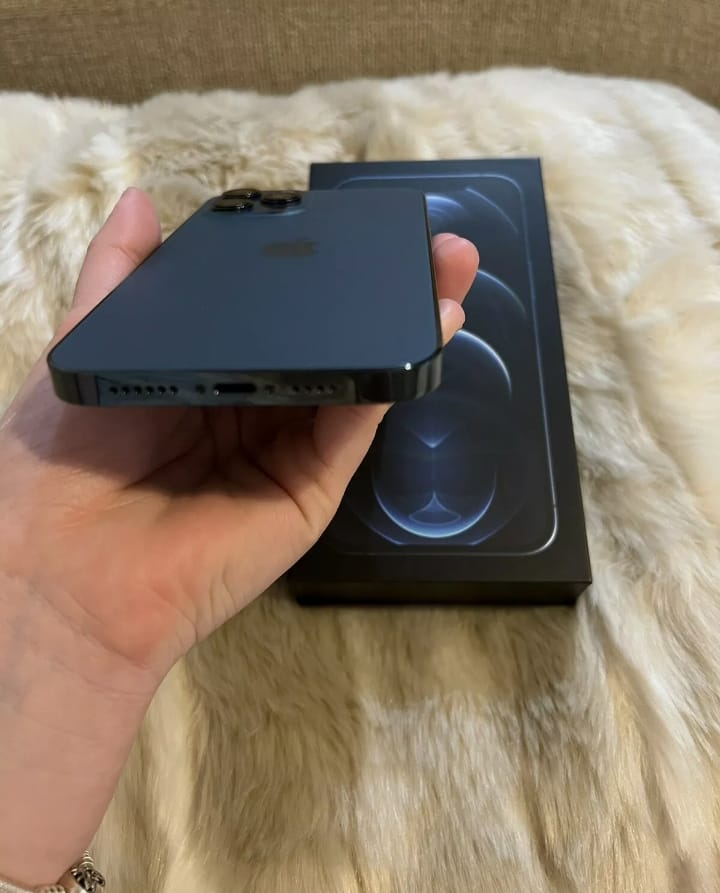 iPhone 12 pro max - Miniature 2