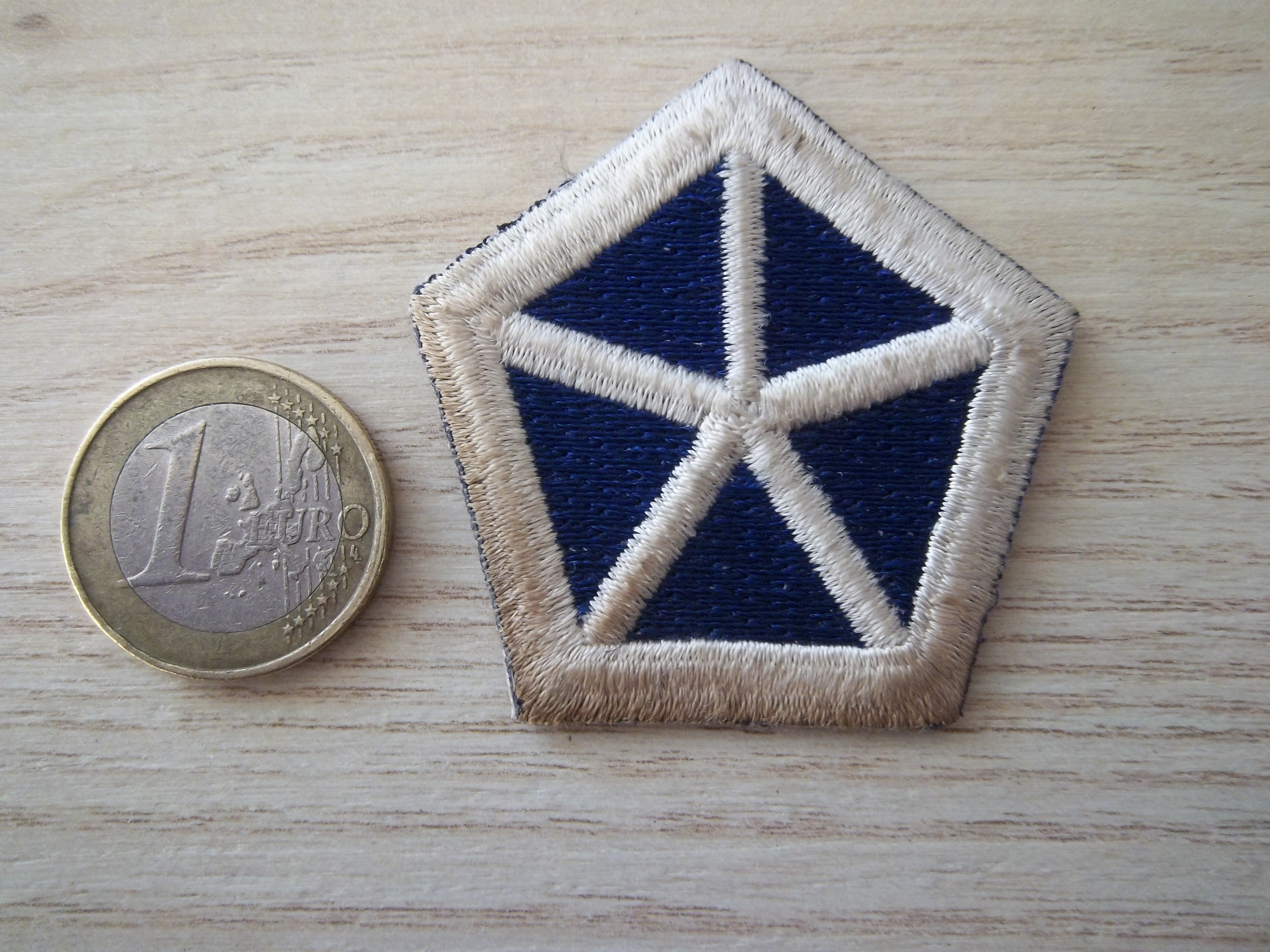 Ecusson militaire du 5th Corps US - Insigne de collection - Miniature 2