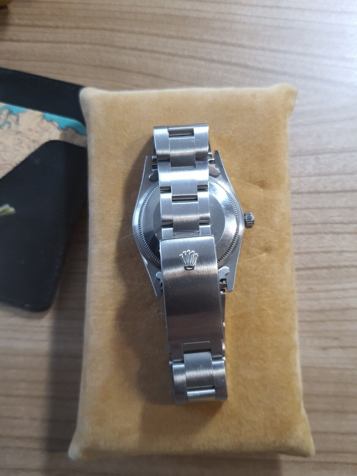 Rolex neuve avec tout ses accessoires - Miniature 2