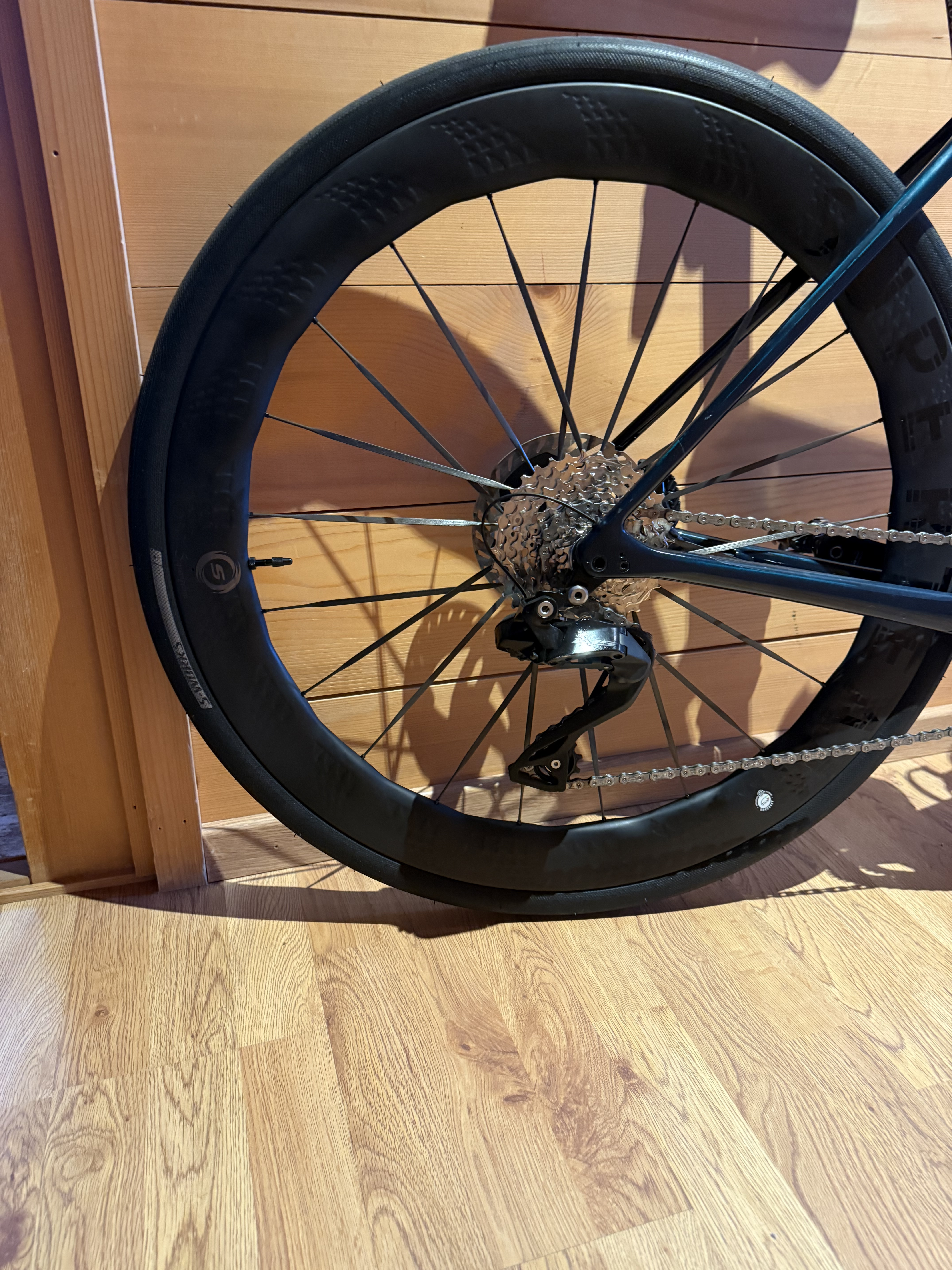 Vélo de route en bon état à vendre - Miniature 3