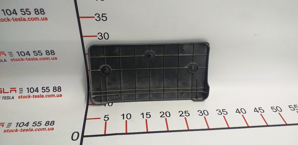 Support de plaque d'immatriculation avant Tesla  1018100-00-B