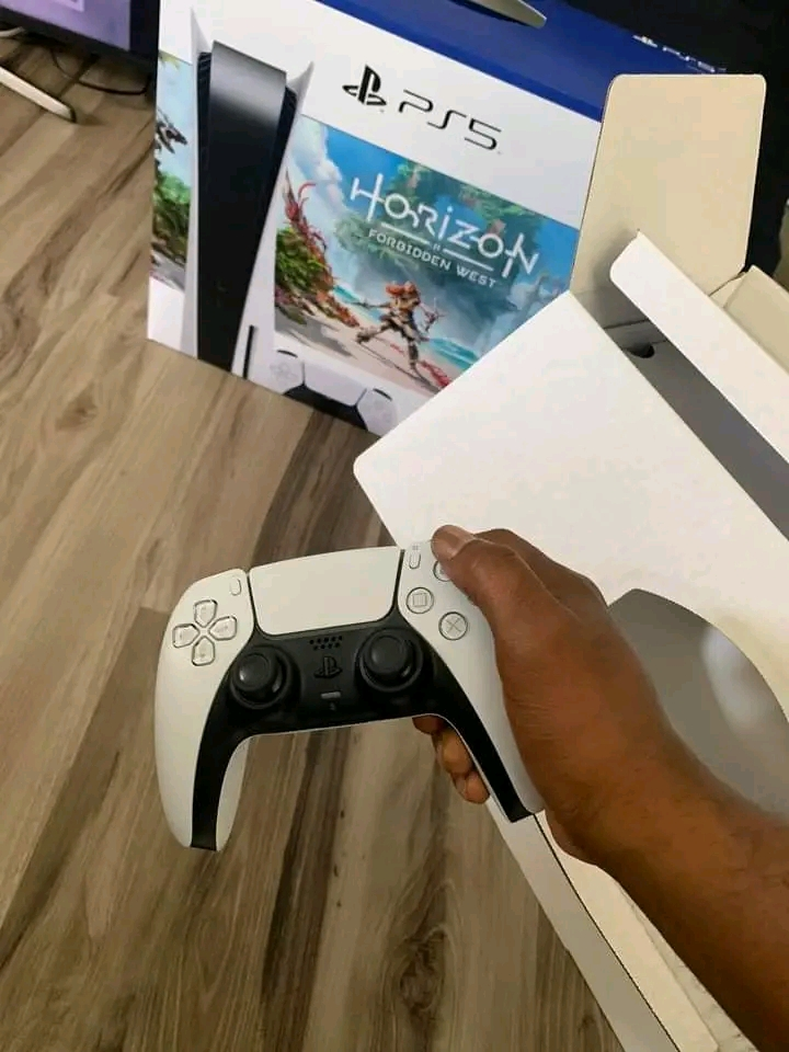 Nintendo Switch - Miniature 2