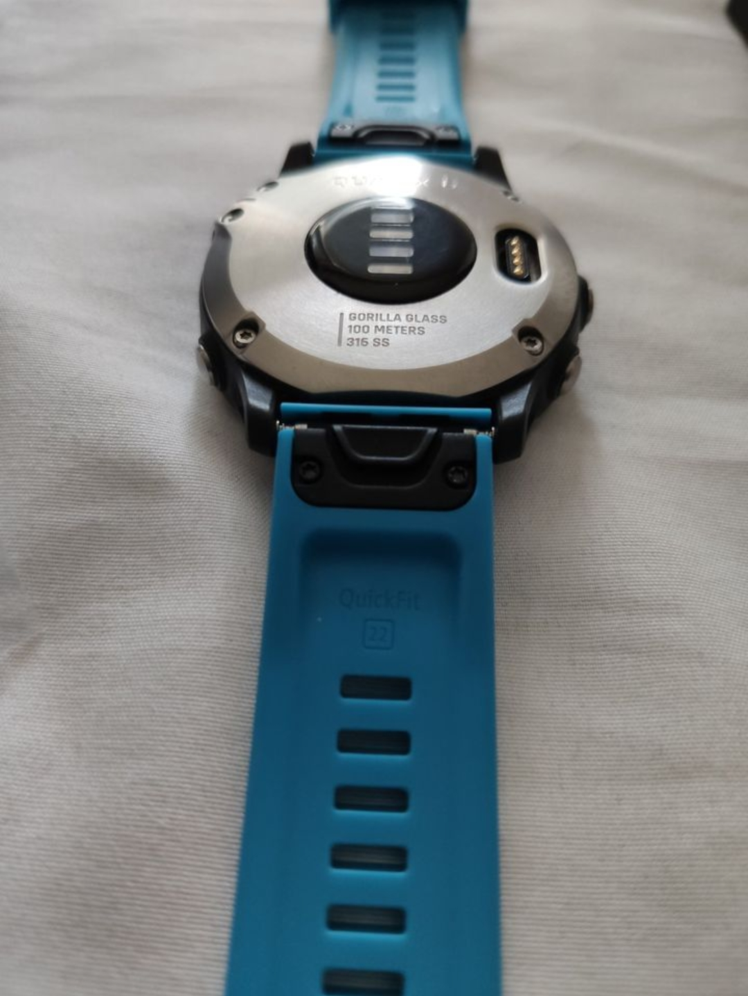 Montre gps quatix six garmin