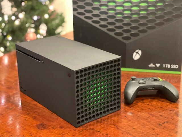 Console xbox series x en trés bon état de fonctionnement - Miniature 2