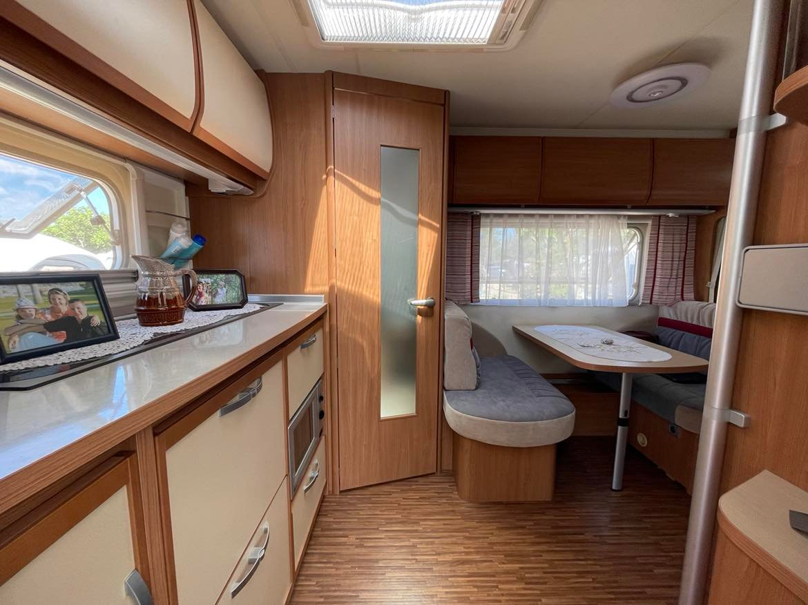 caravane Burstner Bzlcanto 470 TS 2010