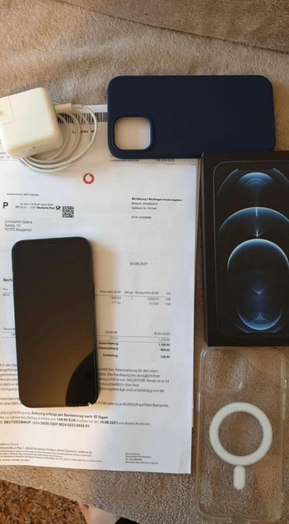 À vendre IPhone 13Promax 512 gold
