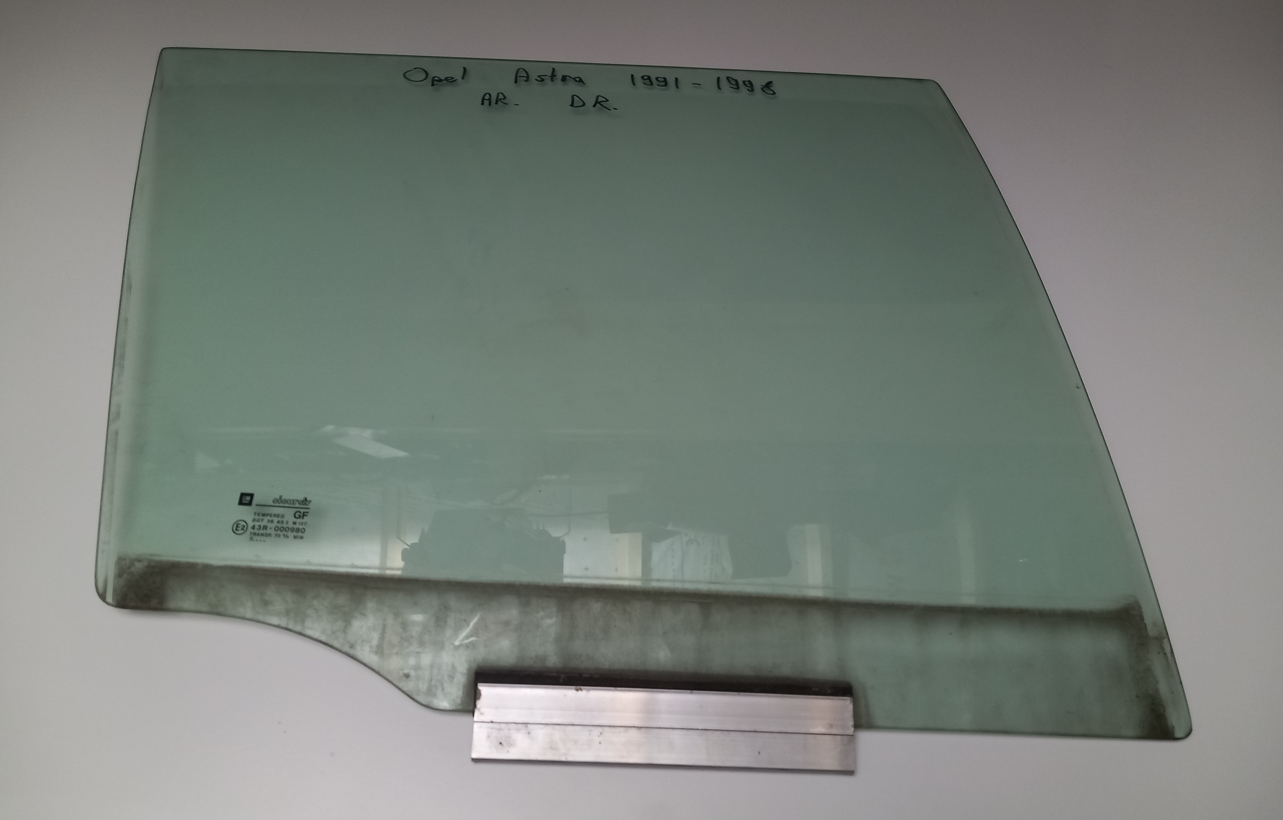 Vitre de portière arrière Opel Astra 1991-1998