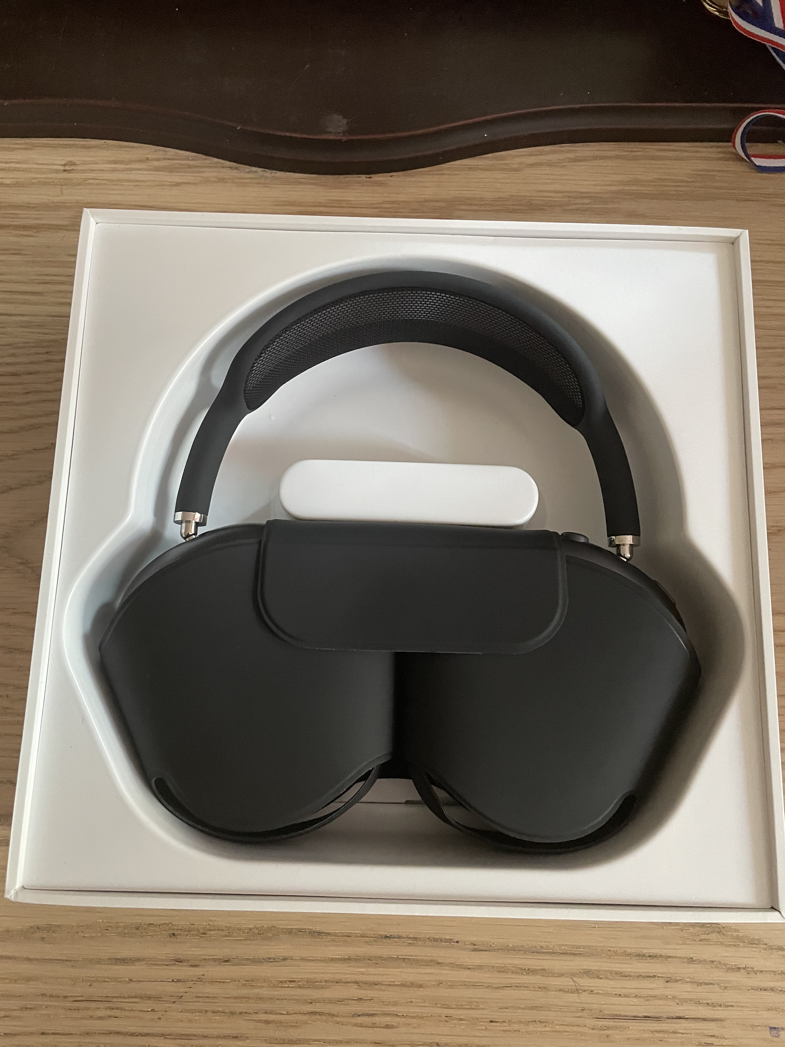 AirPods max