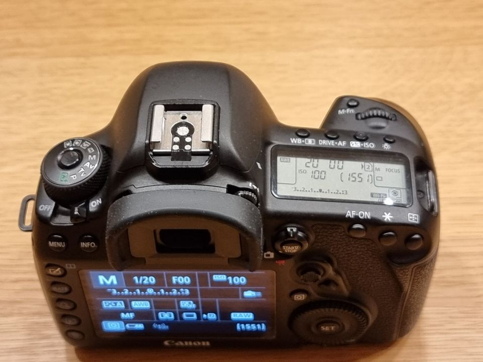 Canon EOS 5D Mark IV - Miniature 6