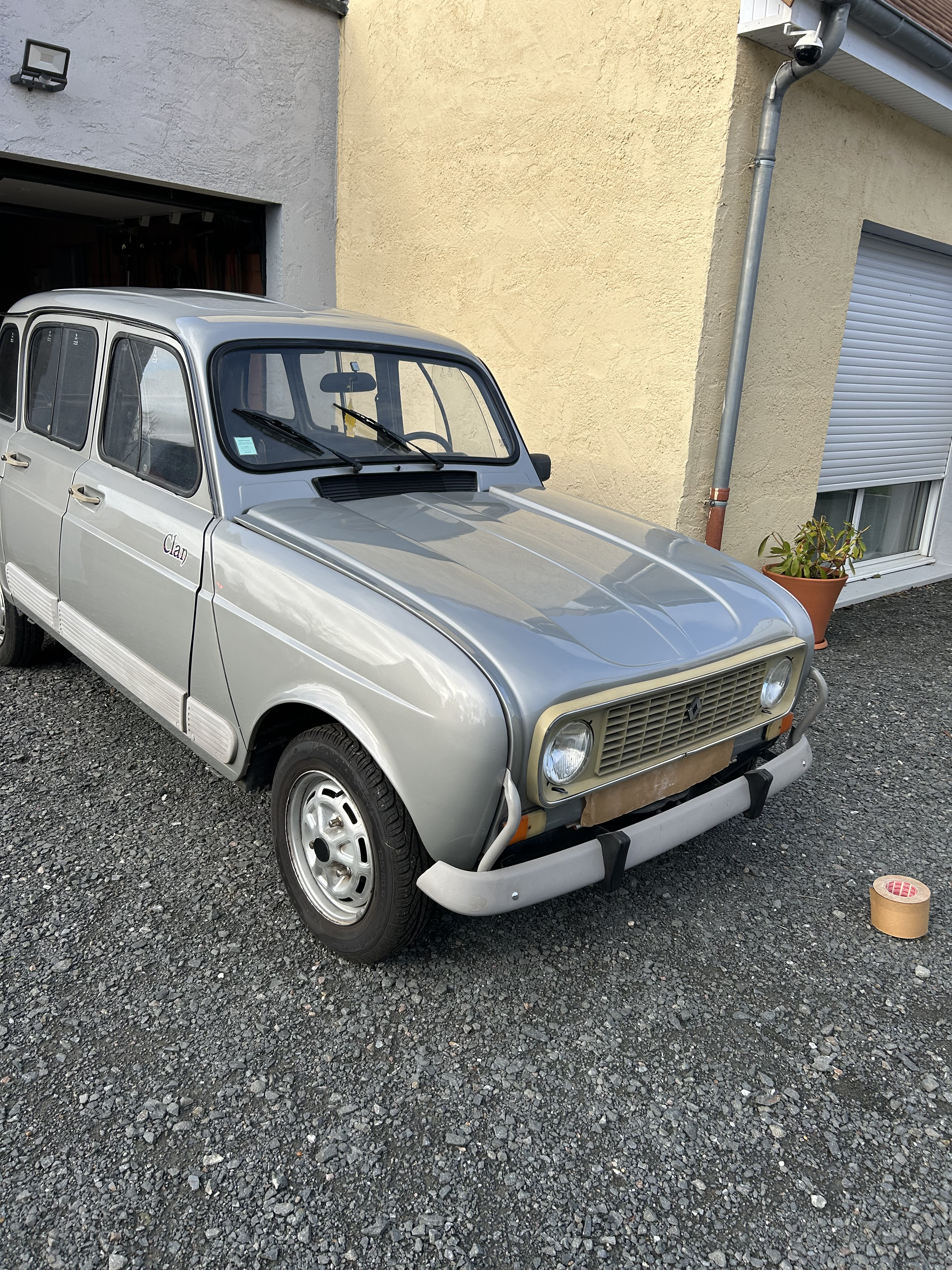 Renault 4 Clan en excellent état