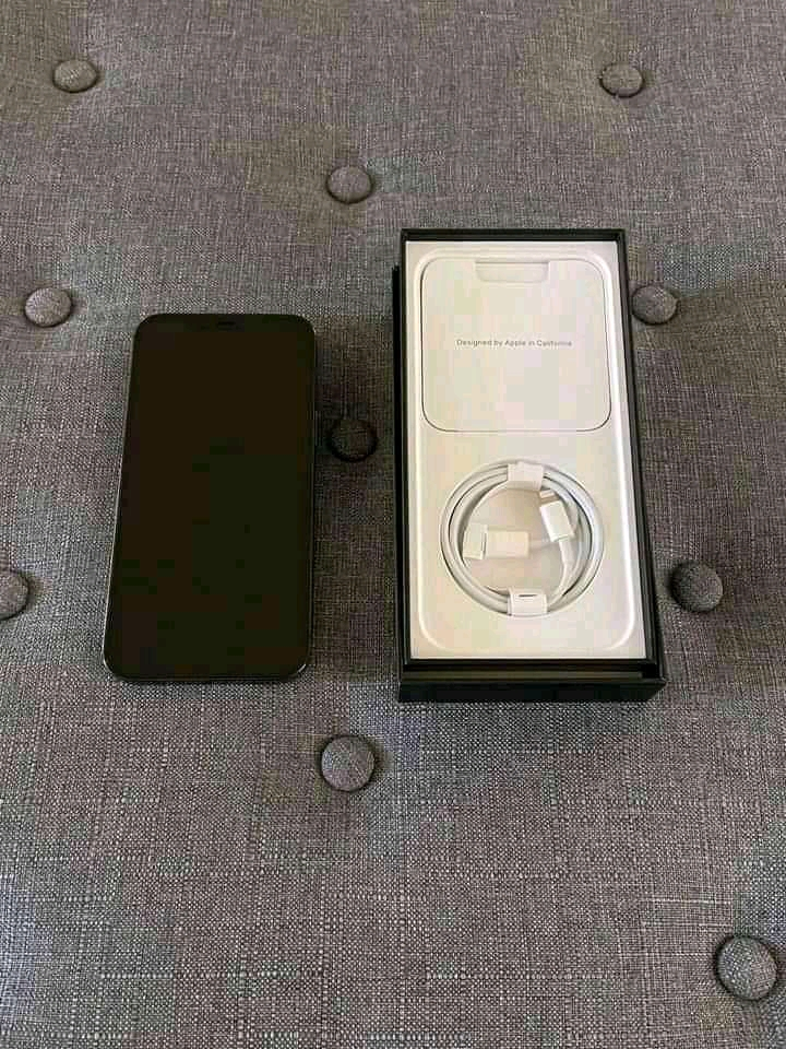 Apple iPhone 13 Pro Max - 512GB - Gold (Unlocked).