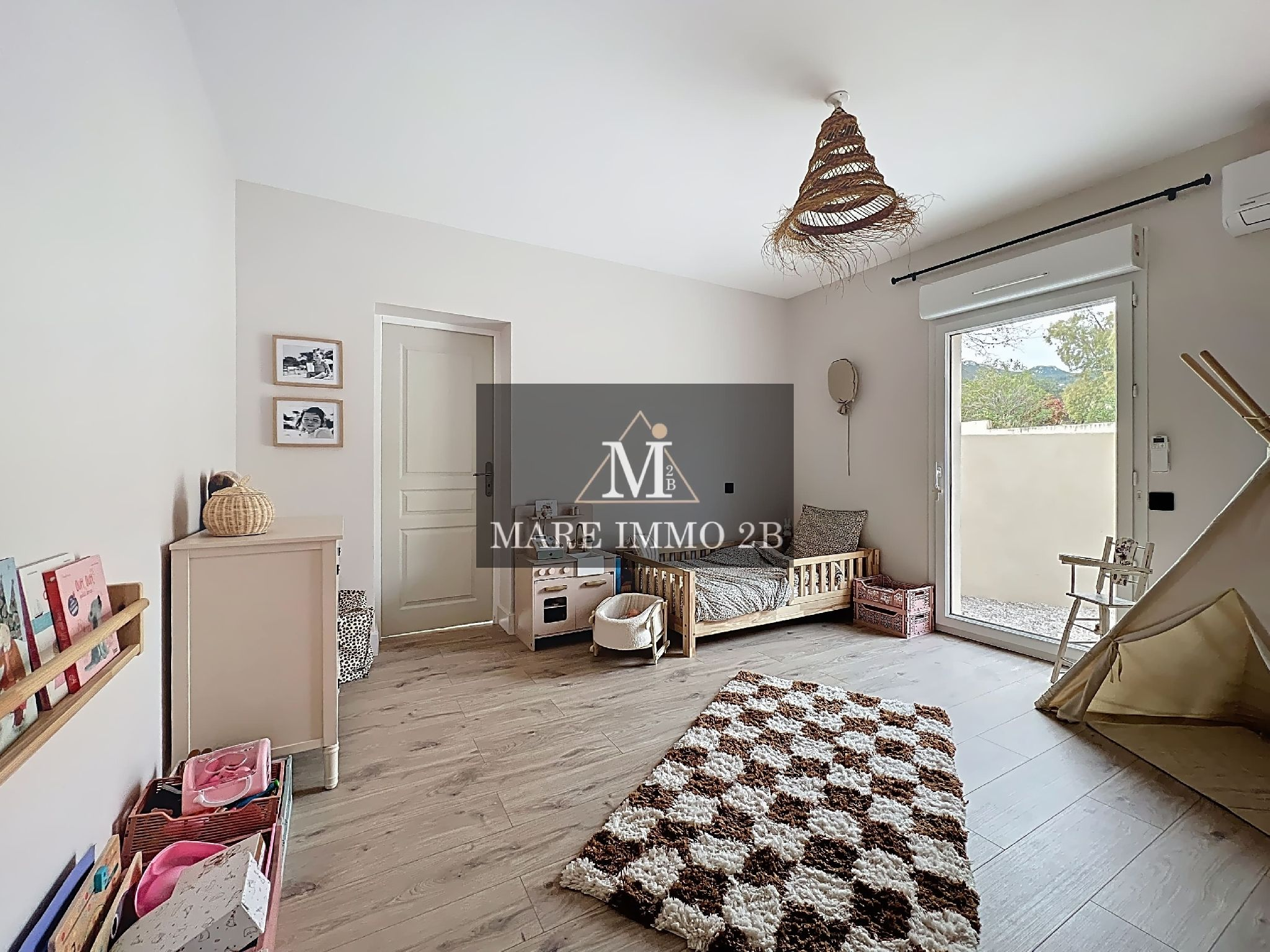 Nouveauté :Appartement de 106m² avec jardin - Miniature 2