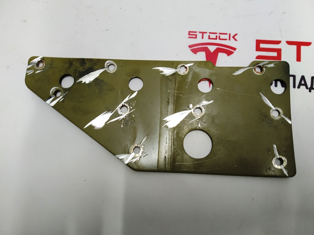 Plaque de couverture de dessous de caisse avant gauche droite Tesla  1015602-00-B