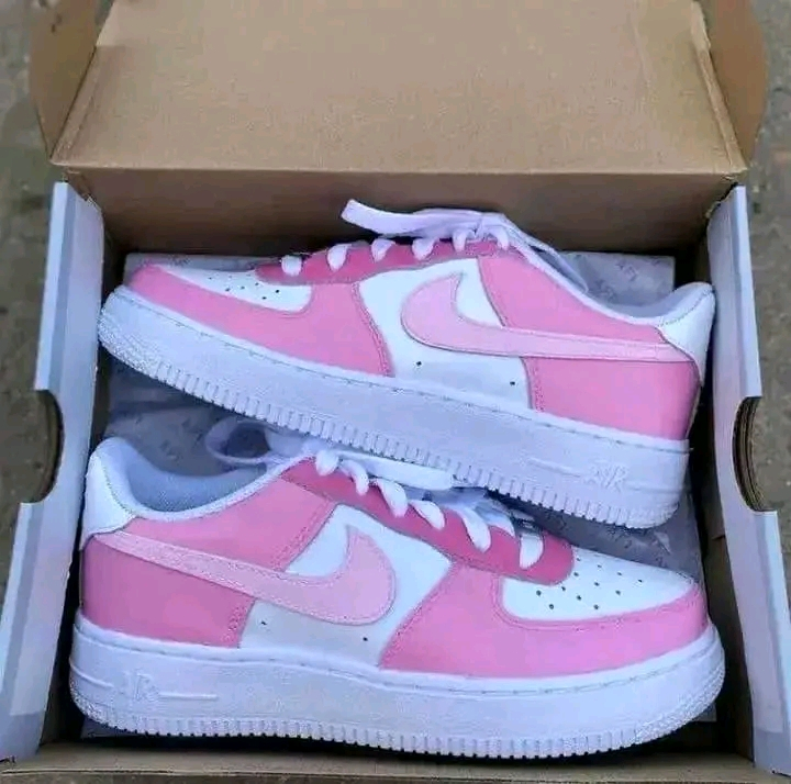 Chaussure tous neuve disponible - Miniature 8