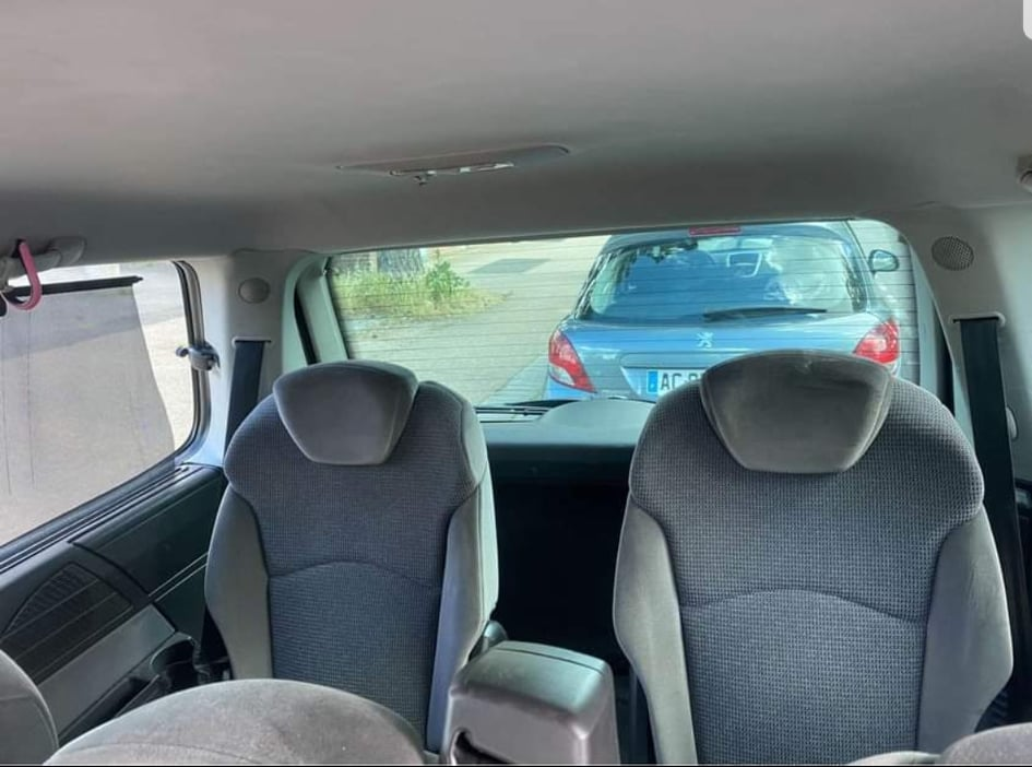 Peugeot 807