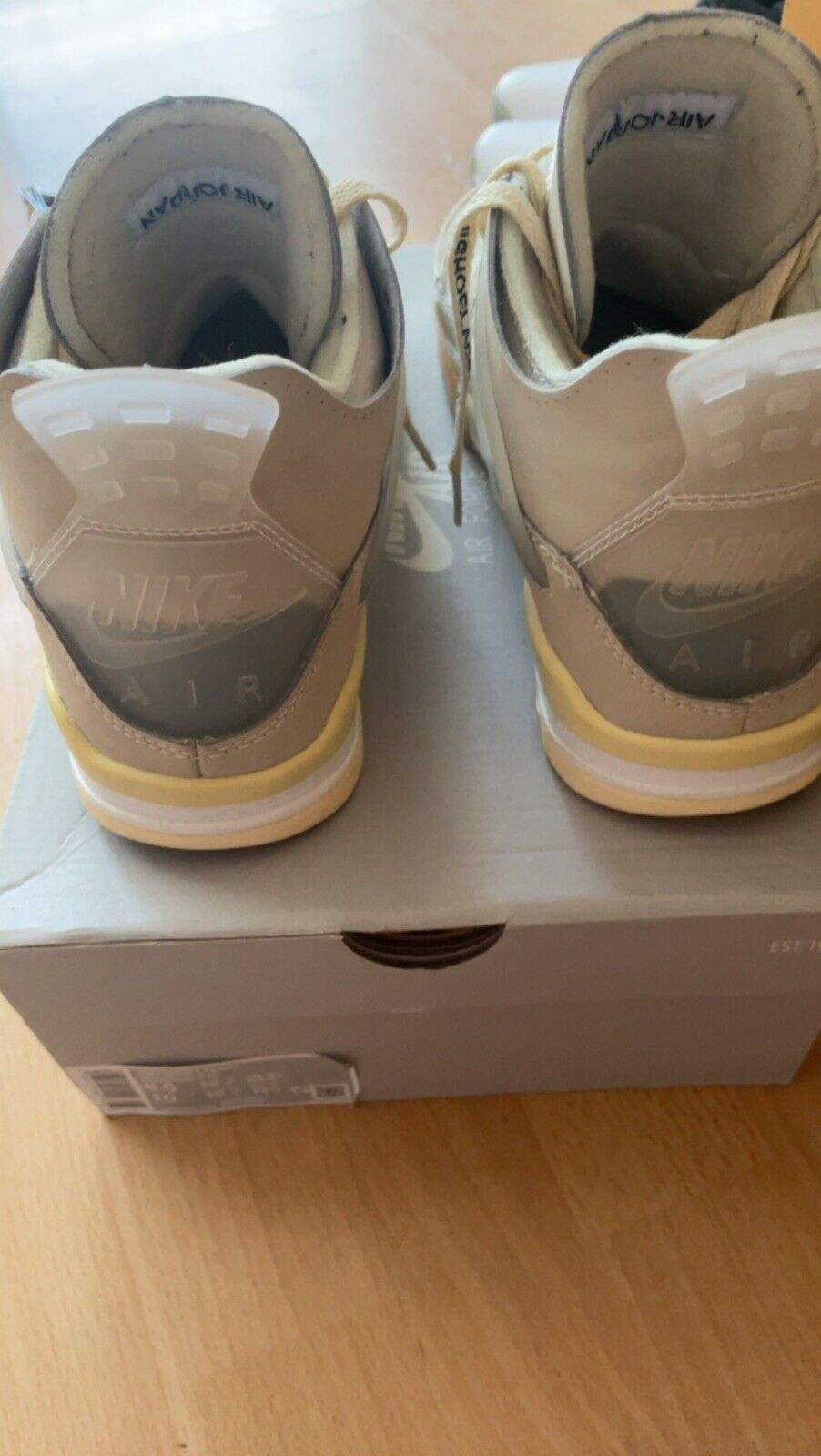 Jordan rétro 4 0ff-white sail authentique