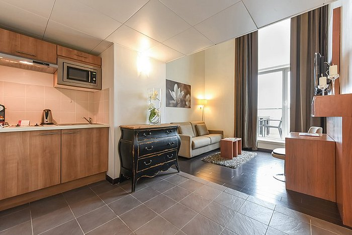 studio meublé de 28 m2, proche de tout. - Miniature 3