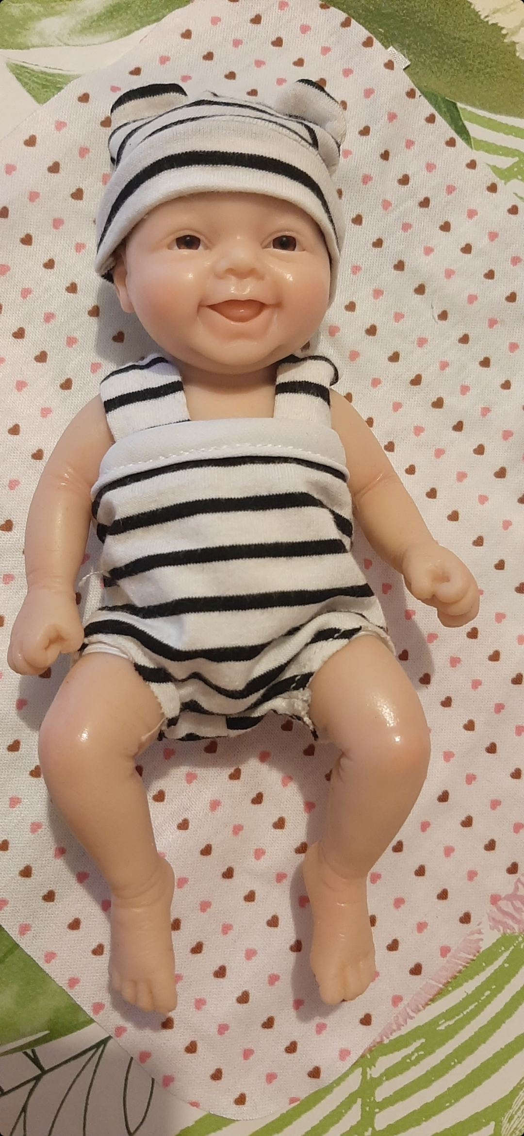 Poupée reborn 100 % silicone - Miniature 2