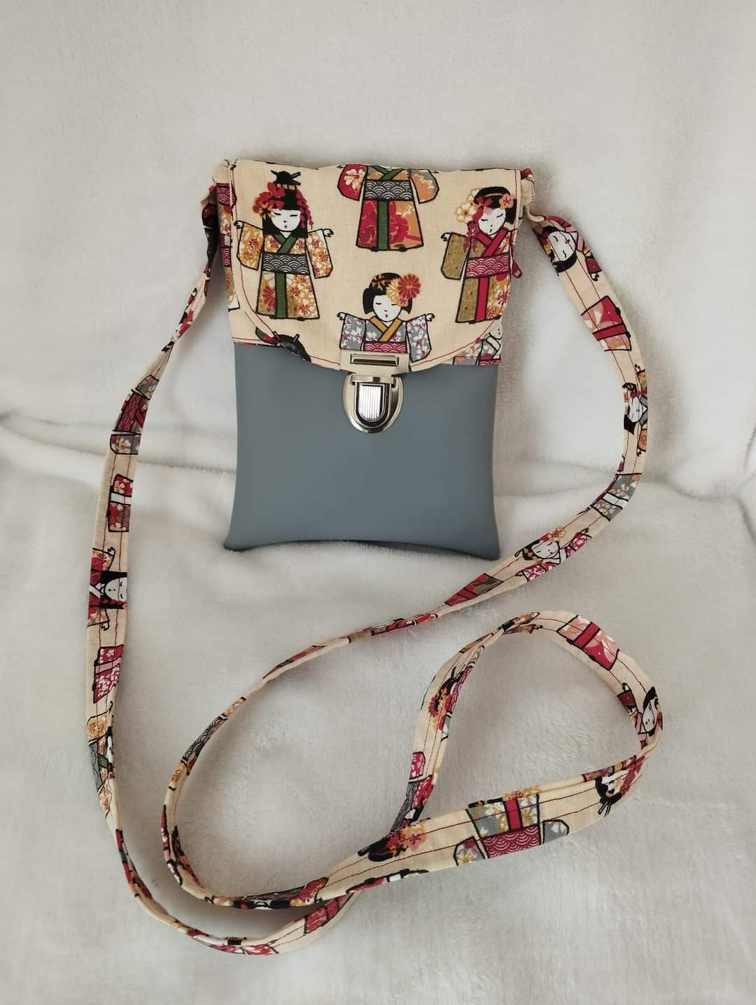 Pochette bandoulière