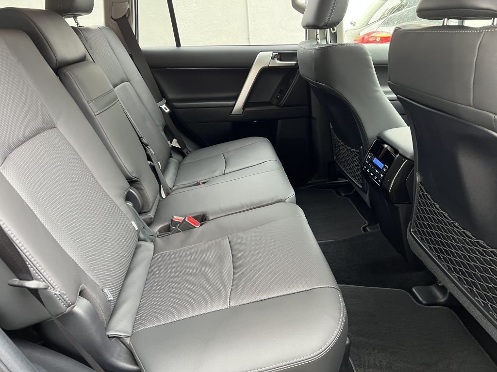 Toyota Land Cruiser 2.8 TEC-Edition 7.Si.,360°,AHK 3,5t
