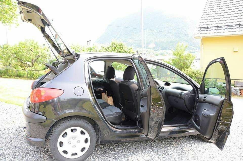 Peugeot 206