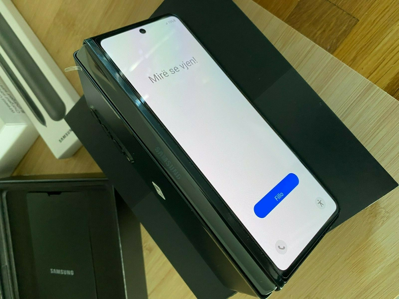 Samsung Galaxy Z Fold3 5G - 256 Go - RAM 12 GB - Miniature 3