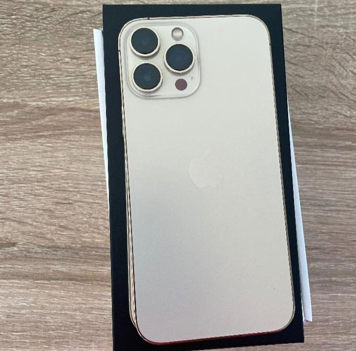 iPhone 13 pro Max __tout d original de 128GB