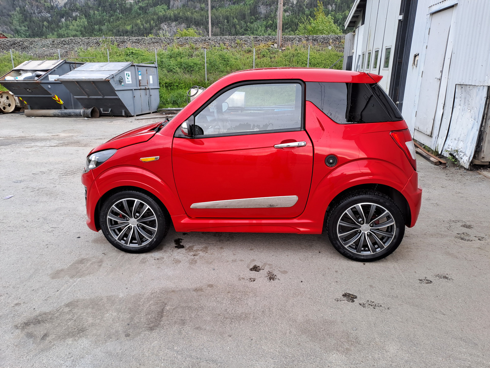 Découvrez la voiture sans permis LIGIER JS50 - Miniature 2