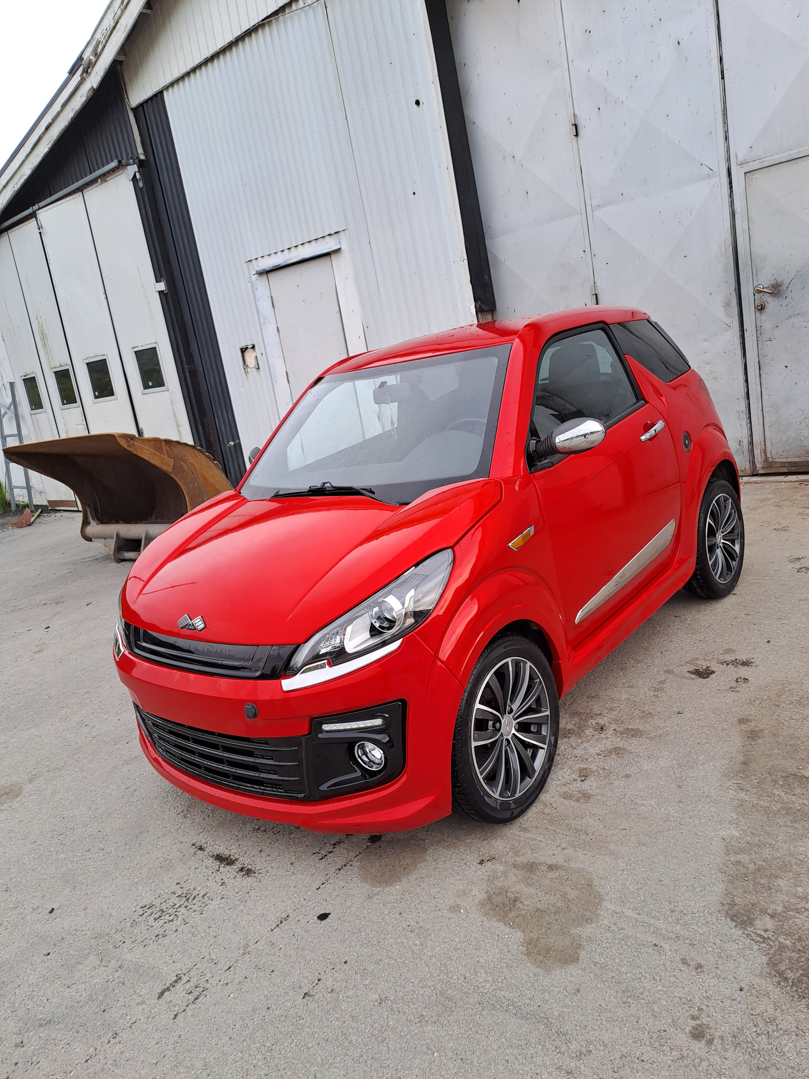 Découvrez la voiture sans permis LIGIER JS50 - Miniature 3