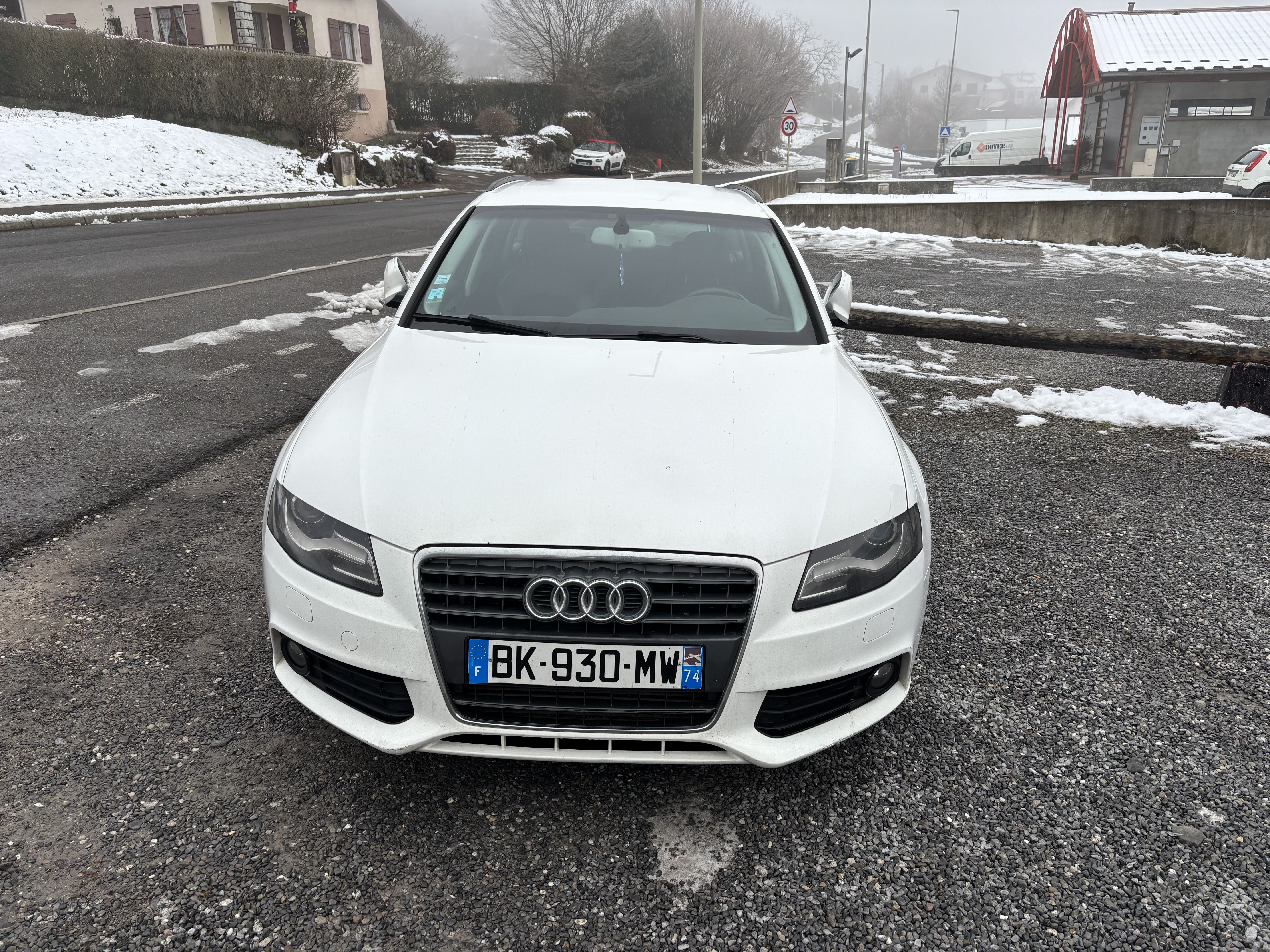 Audi A4 2.7L V6 190ch - Miniature 5