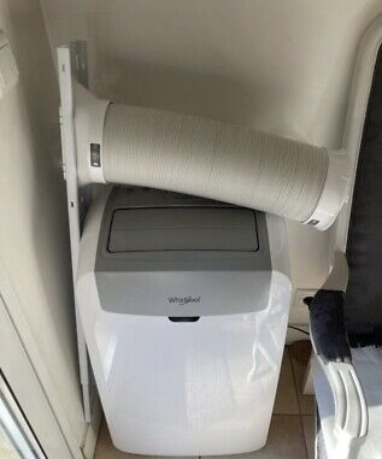 Climatiseur mobile réversible monobloc Whirlpool neuf