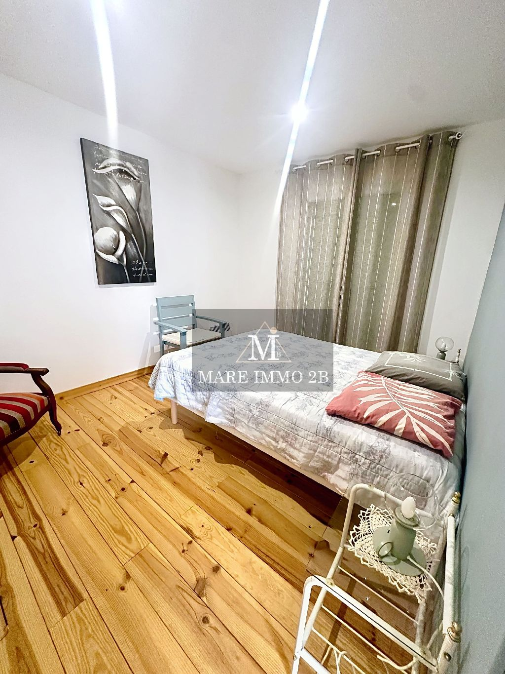 En Exclusivité :Superbe Maison avec Piscine et Dépendance - Miniature 3