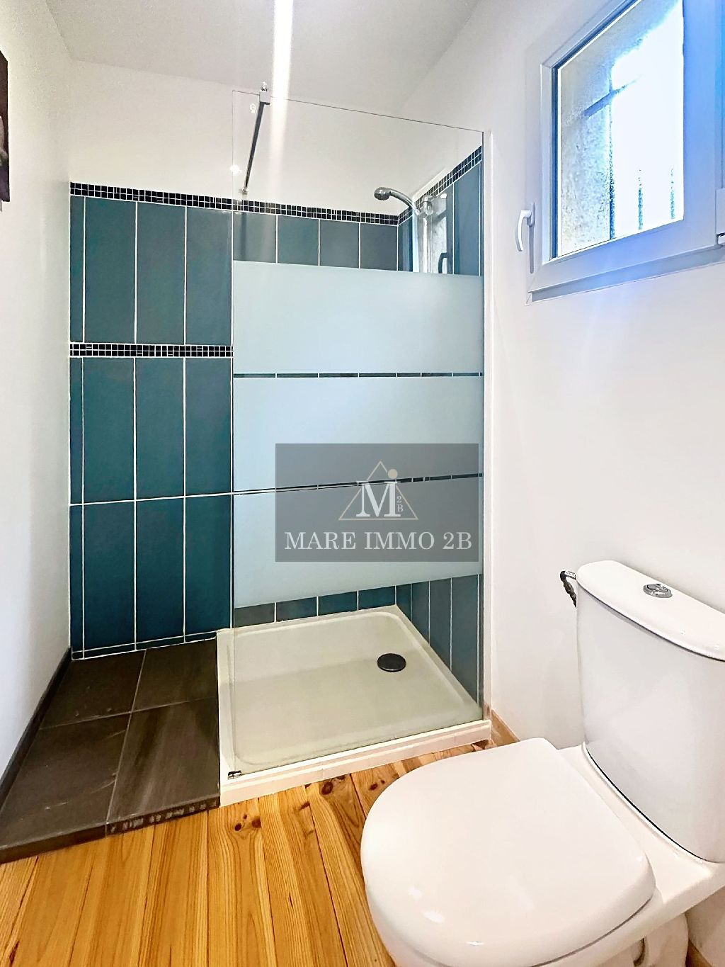 En Exclusivité :Superbe Maison avec Piscine et Dépendance - Miniature 13