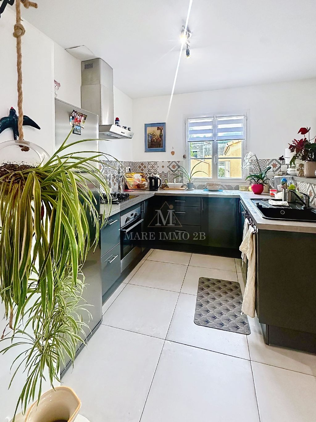 En Exclusivité :Superbe Maison avec Piscine et Dépendance - Miniature 2