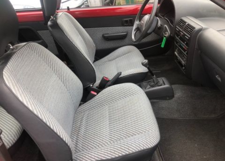 Toyota Yaris - Starlet 1.0 54ch-3P- 1ere main_1 - Rouge Verni - Miniature 3