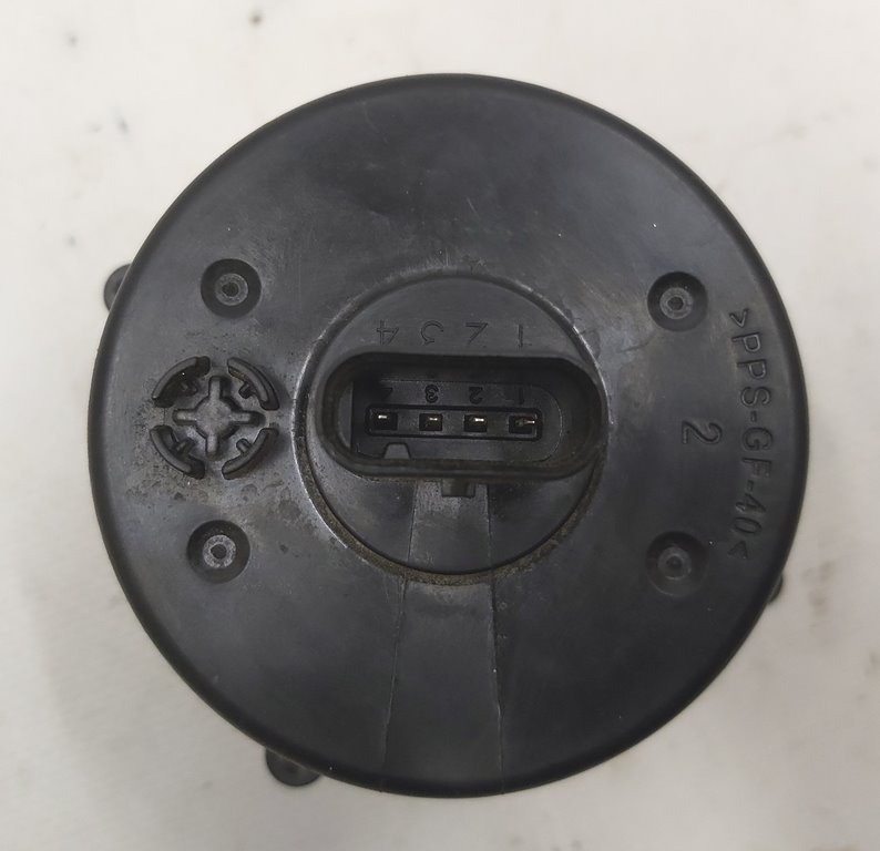 Moteur de liquide de refroidissement de bouteille Tesla 1088245-00-K
